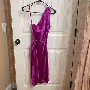 One shoulder dress
